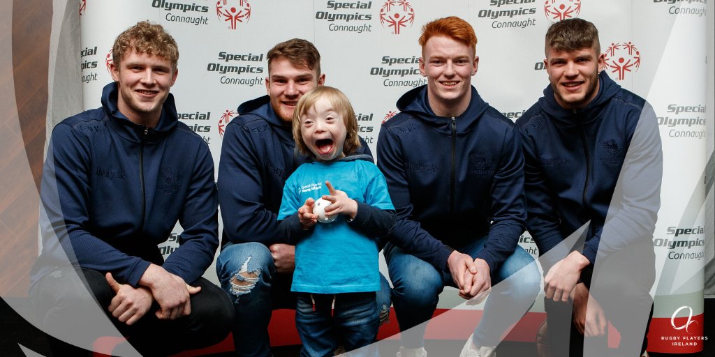 RugbyPlayersIRE's tweet photo. That #FridayFeeling!!!

Some of our @connachtrugby members shared some tips with @ConnaughtSo ahead of the @SOIreland games in Belfast later this month! 

#StrongerinGreen #TeamConnaught https://t.co/HQKRwjYw4m