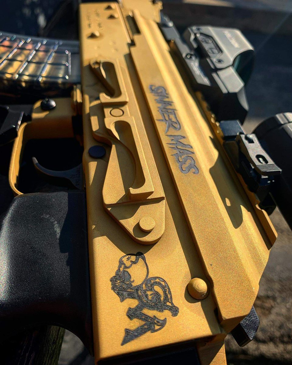 Vj_khaliil's tweet photo. Still need to chop the barrel, but she looking casket sharp ⚰️☠️ ➖➖➖➖➖➖➖➖➖➖➖➖➖
#SinnerMass #JoinTheMass #SLR #AK #PVDtinning #762x39 #Gundose #GunsDaily #Holosun #3x #RedDot #Tapco #TexasWeapomSystems #BoneSteel #GunPorn #210 #SaTx
@ Alamo Heights, Texas https://t.co/z4XJtQqT6a