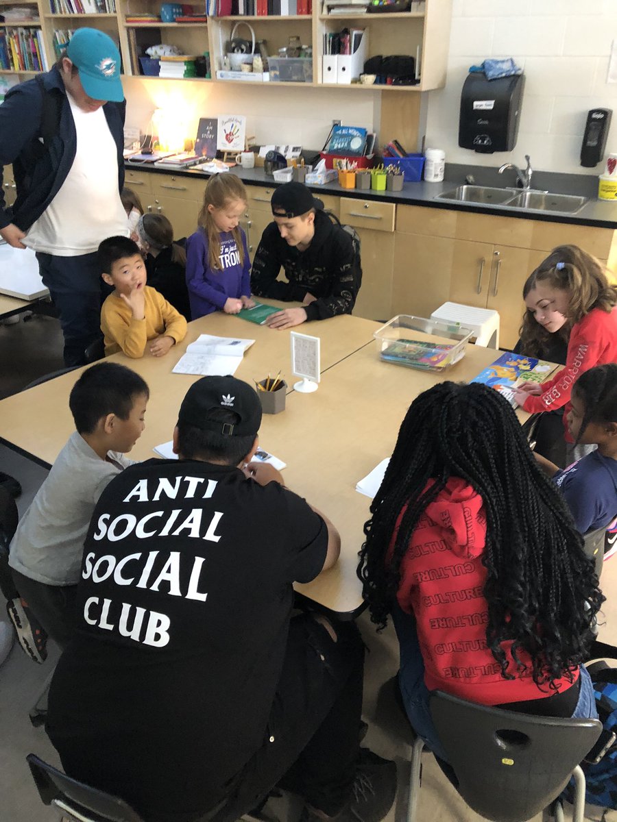 ButlerTjosGr1's tweet photo. Thanks to our high school buddies from JCS for coming in and letting us share our writing and reading with them!!! Can’t wait to see you again soon!!! https://t.co/ZhJjoD8ooR