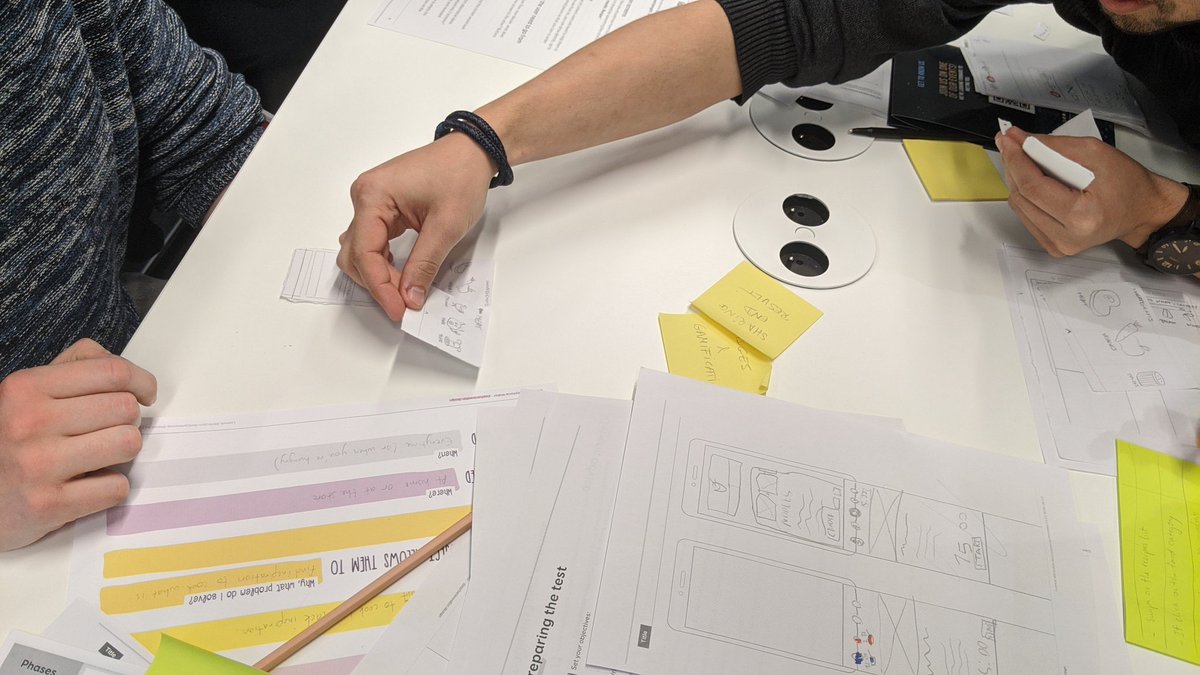 WalterStephanie's tweet photo. From user interviews to building user journeys, user flows, ideation, paper prototype and user testing, today I gave a 8 hours introduction to mobile UX design to 15 people at @WorkshopSummit. Lots of great ideas!!
#uxworkshop #uxtraining https://t.co/WYAtdYMIqc