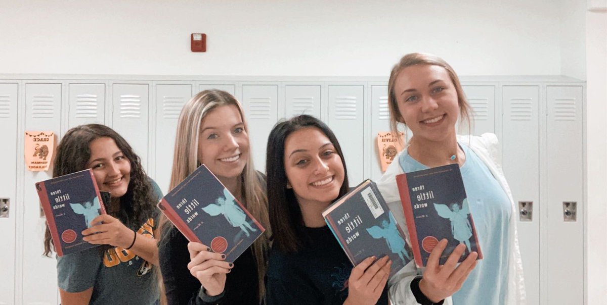 lauren_fayyy's tweet photo. @RhodesCourter your book was great 🥰 @EmilyLammers3 @sophiaamarie11 @abbiedupske https://t.co/hdp9KSJ4S1