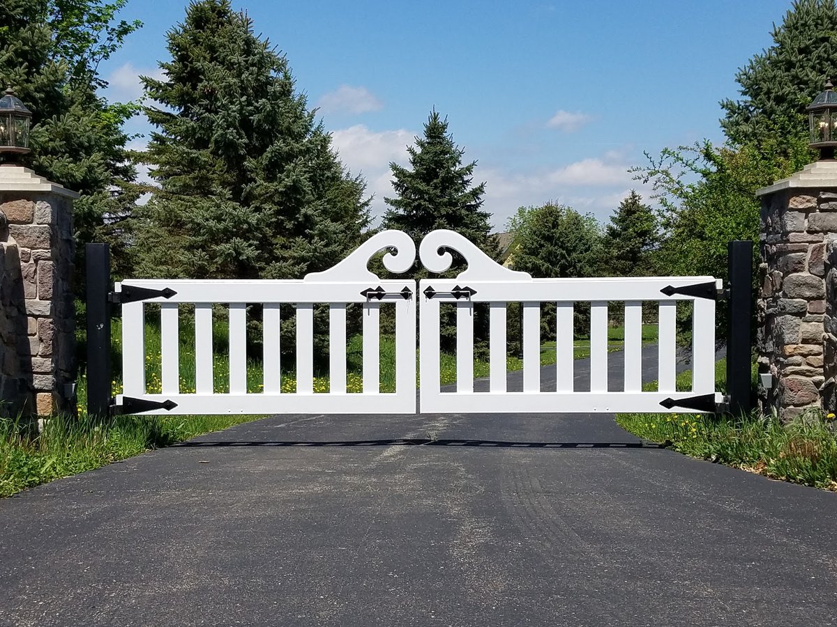 Peerless Fence tweet media