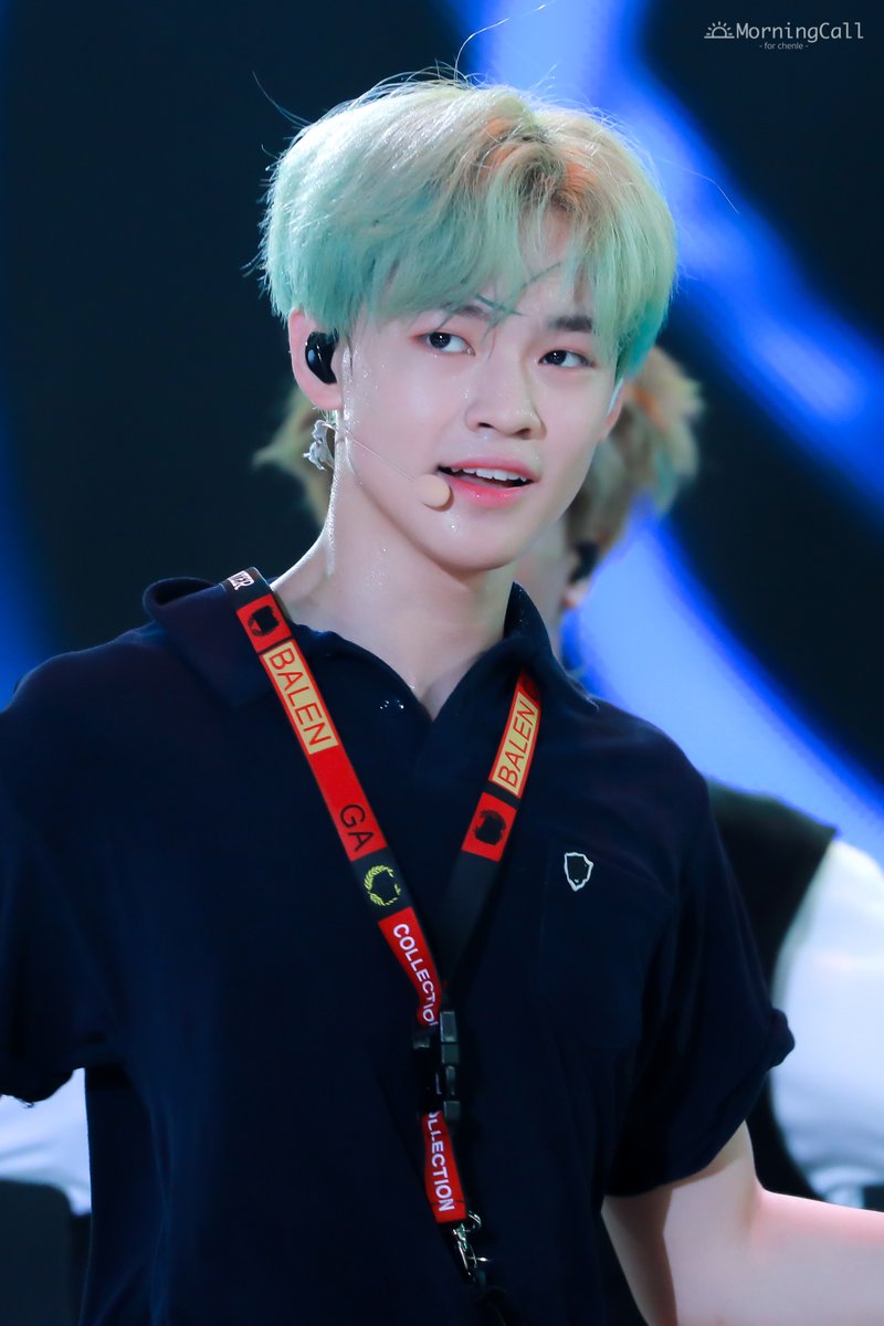 MorningCall2001's tweet photo. 💚💚

#천러 #辰乐 #CHENLE 
#NCT #NCTDREAM https://t.co/CABQpw368g
