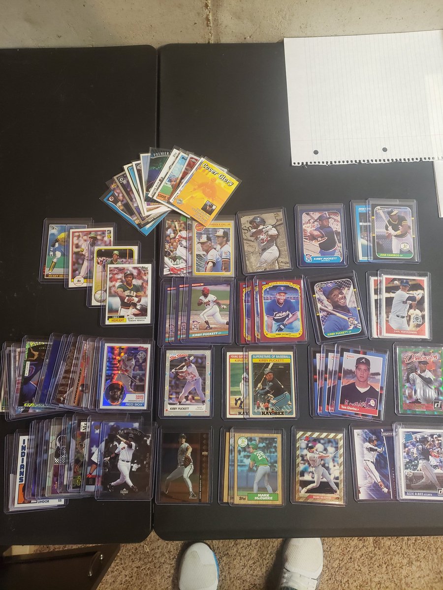 JarradW3's tweet photo. Huge shootout to @Jayinprovidence for the huge mail day, he is the KING OF CARDZ #bricksquad4life https://t.co/uSyxsIgBAR