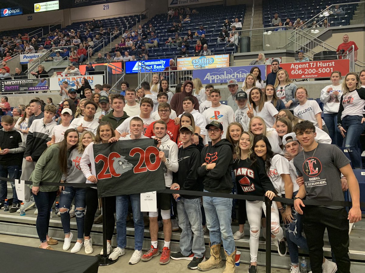 DDSportsNetwork's tweet photo. The Paintsville &amp; Lawrence County pep sections brought it last night, this has a huge impact on your teams performance so make sure you go out and support your schools Athletics in full force every chance you get!! https://t.co/5u4kZQEZQ8