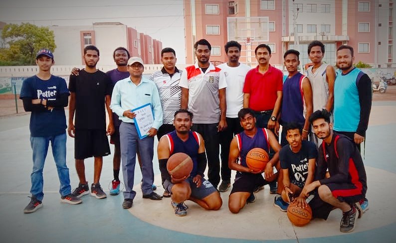 Nishubaba9_'s tweet photo. Won the #VyomBasketballLeague
Finally we did it.🏆🏆✌️✌️ https://t.co/745W5EFBCJ