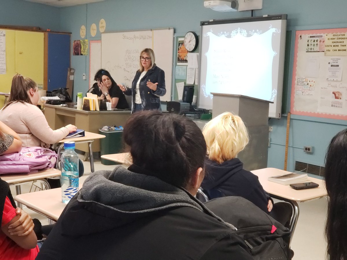 HTSDSuperBatlle's tweet photo. A special thank you to Recovery Advocates of America @RAA_Inc for visiting our @WeAreHTSD Jrs & Srs for Drug Awareness & Prevention Week.
#HamiltonDAPweek
@HTSDCurriculum @HamiltonPhys @HTSD_Nottingham @HTSD_Steinert @HTSD_West @HTSDSecondary #HTSDSTRONG https://t.co/hWX3JyBgni