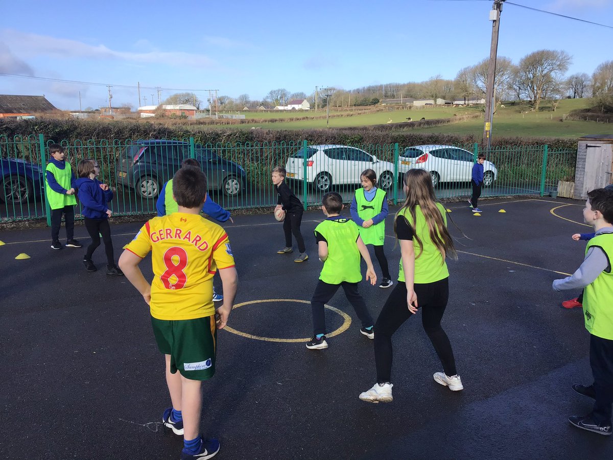 Llanrhidian Primary tweet media