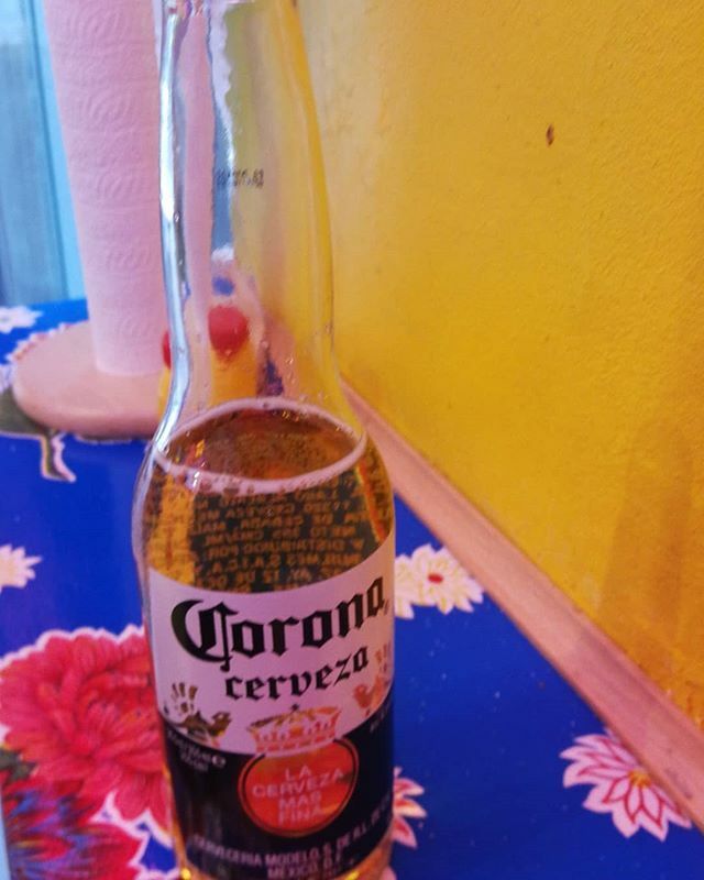 biond_digital's tweet photo. I still love you #corona <3 https://t.co/e9TBJukgxt https://t.co/Nyi9WayGoC