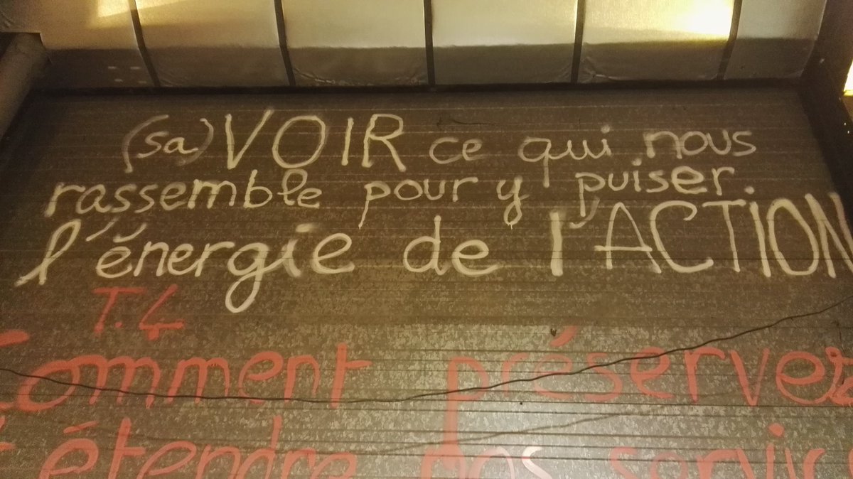 GBernard77's tweet photo. Que les rigolos qui disaient que les #giletsjaunes ne voulaient pas s'organiser viennent faire un tour à l'Assemblée des assemblées de #toulouse . C'est tout ce weekend. #ada5 https://t.co/oAx4aoCJTG