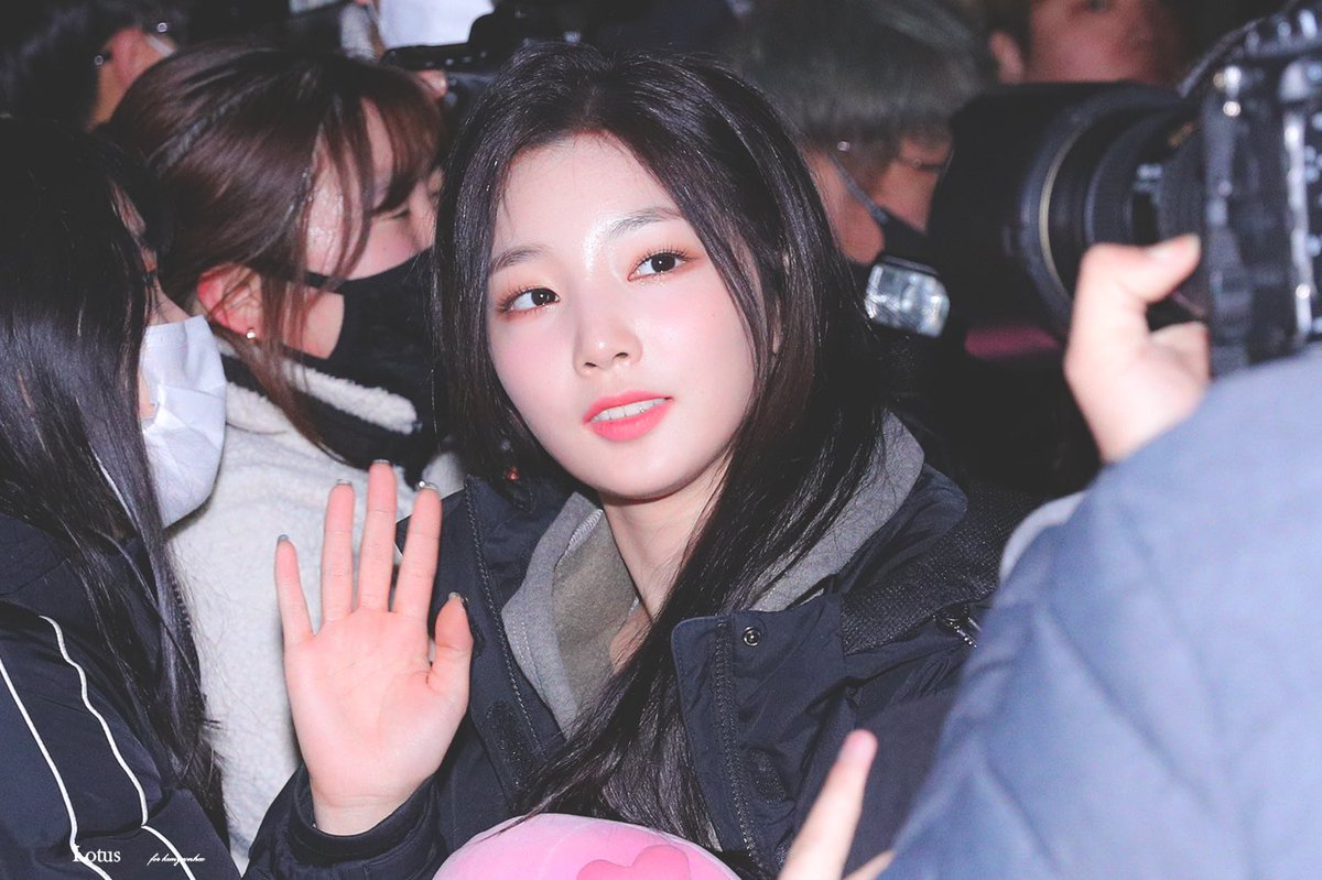 archiveyeonhee tweet picture