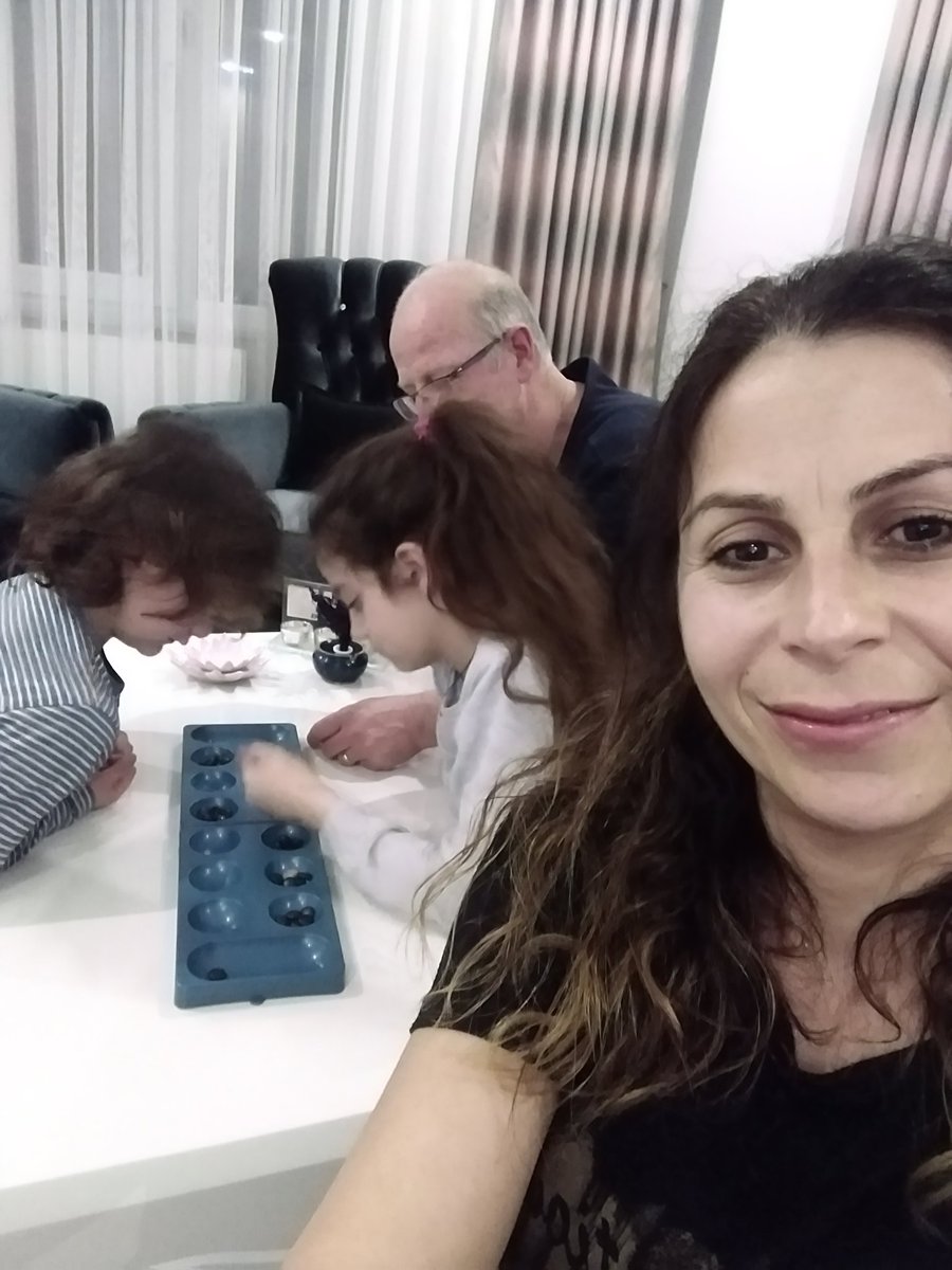 yelizentemiz's tweet photo. Her zaman yüz yüze🤗#EBAL #ErasmusTR #wastech familyactivities https://t.co/LQ7R645GBg