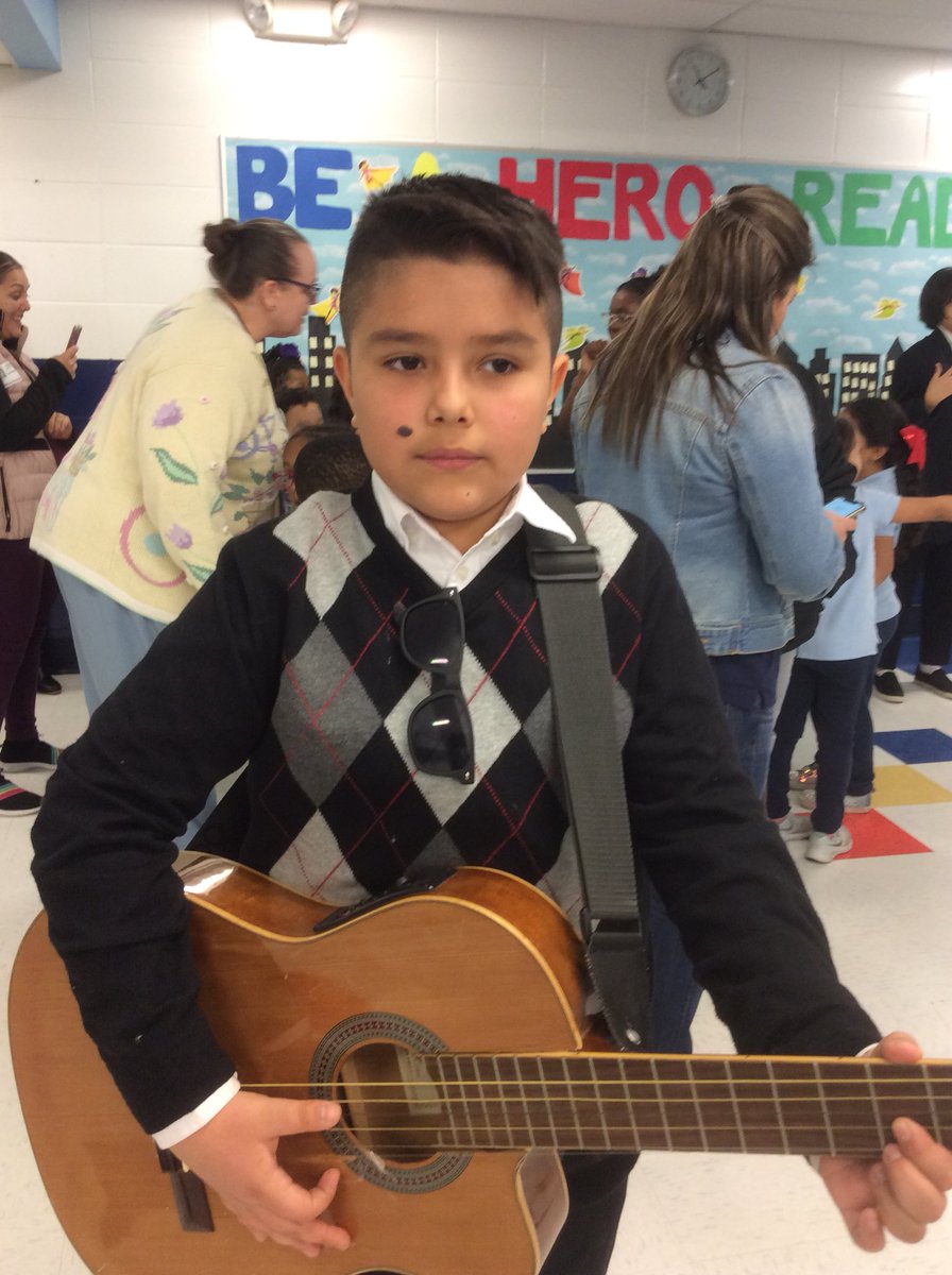 CurriculumD93's tweet photo. 5th Wax Museum-famous people from the 1960’s   Amazing job!  #bluejayprideD93 https://t.co/OynxpQFLT5