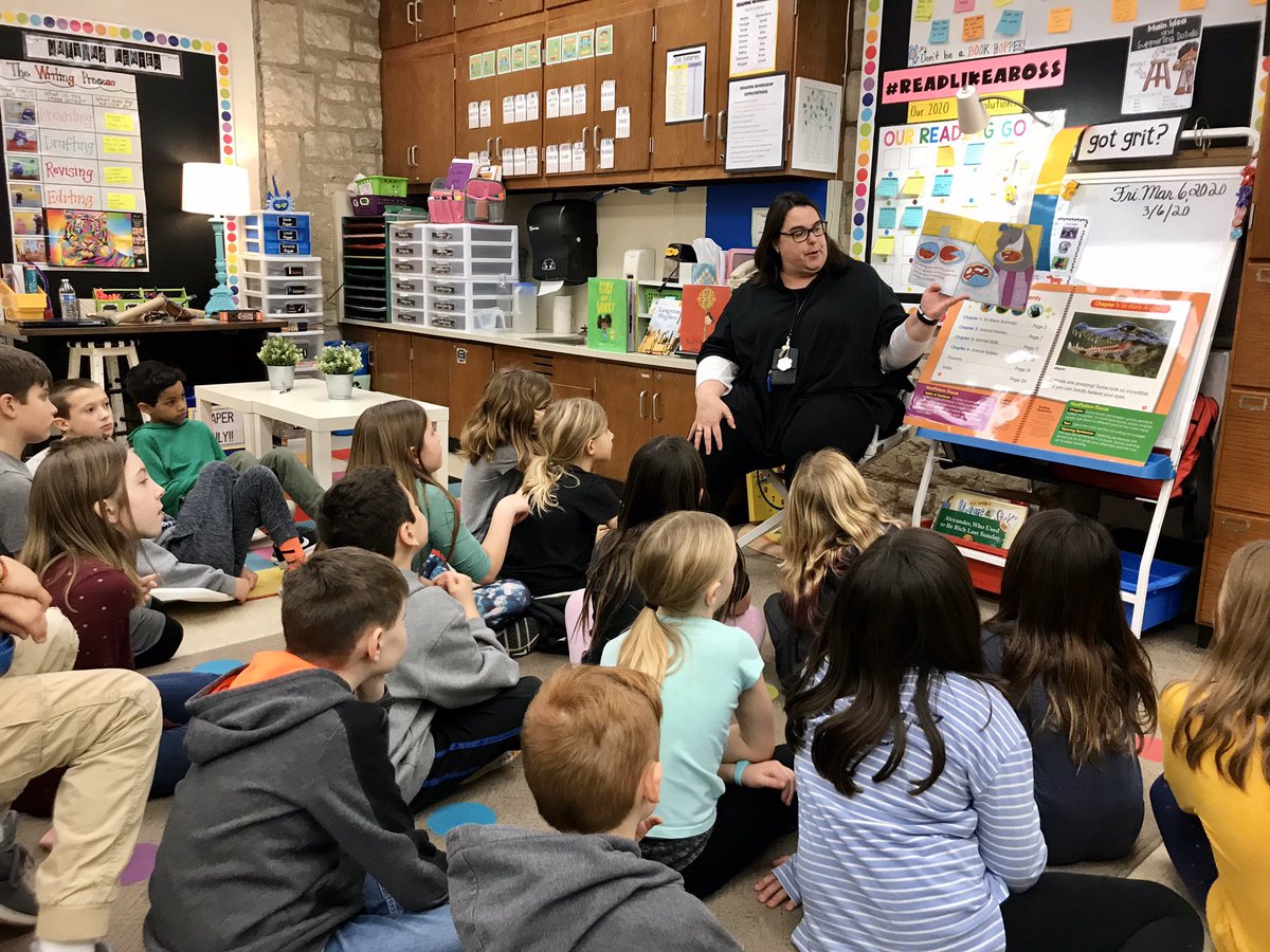 MrsFether's tweet photo. We were thrilled to have @NiswanderNugget as a guest reader during math today!! We listened to a story to go along with our fractions unit. #BexleyBold #FethersFlock https://t.co/SkFfu0badp
