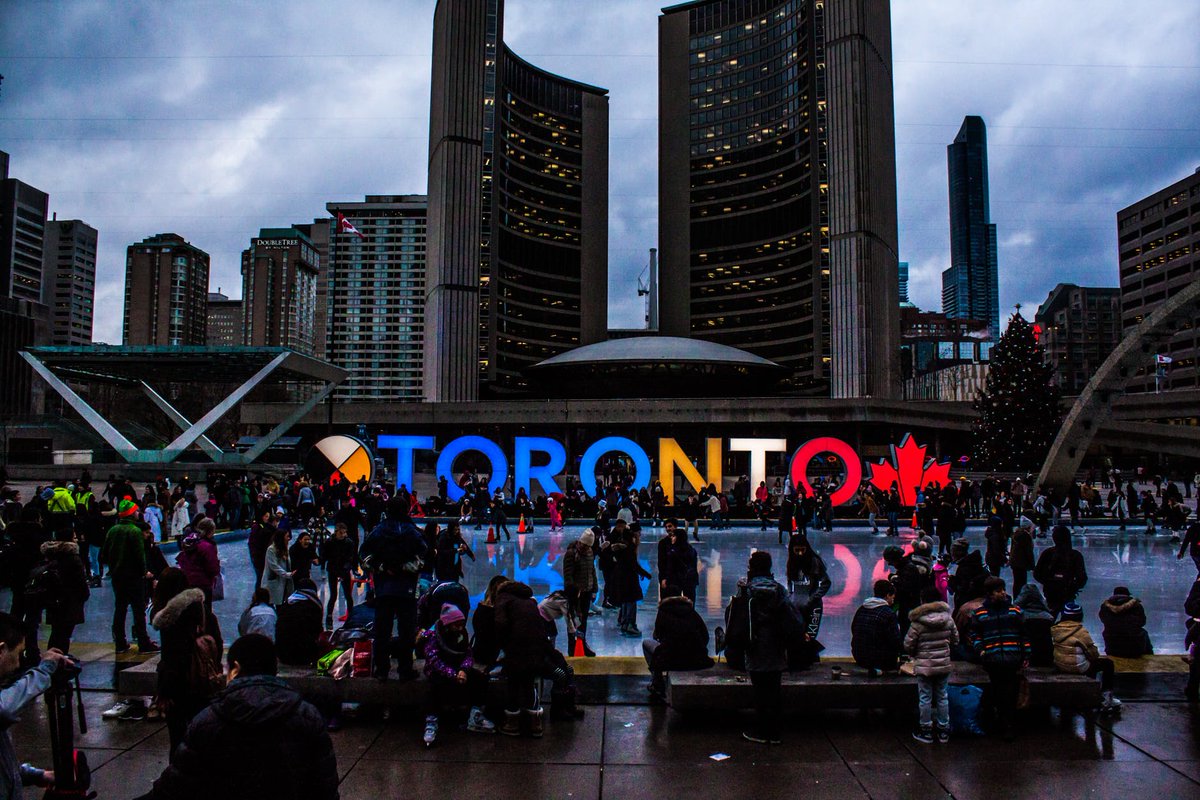 gowherewhen's tweet photo. Celebrate Toronto is an annual festival that collaborates with Toronto based artists, entertainers & businesses, in providing a festival dedicated to the city. @Celebrate_TO
https://t.co/zHDnycFxAM
.
.
.
#MakingTravelEventful #TO186 #CelebrateToronto #LoveToronto #toronto https://t.co/3e2tfCRLMt