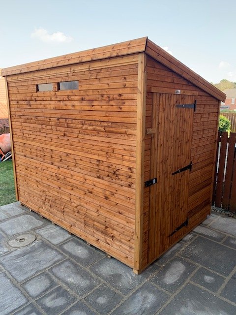BeastSheds's tweet photo. Happy Friday shed lovers! What better way to start your weekend than treating yourself to a new shed?! #sheds #garden #freedelivery #freeinstallation #bespoke #security #beast https://t.co/qSYCOPdEMO