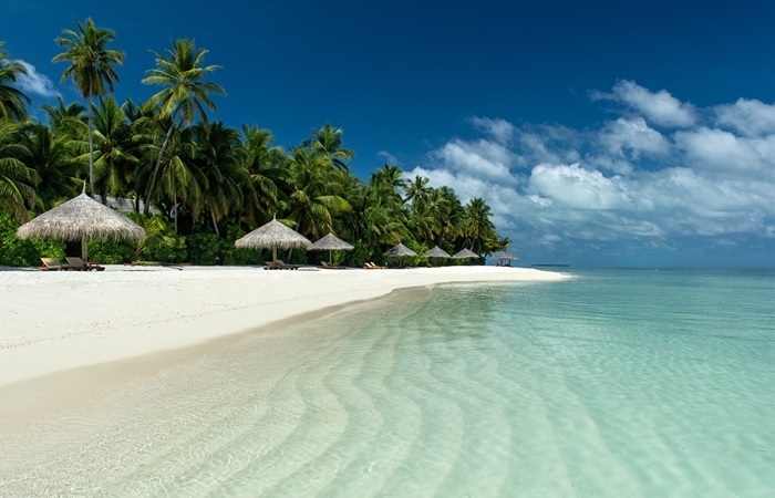 Travitinerary's tweet photo. “Once a year, go someplace you’ve never been Before” – Anonymous  #TravelQuotes #Quotes ☀️🌴 ⛵ https://t.co/gESn1rWEAf
