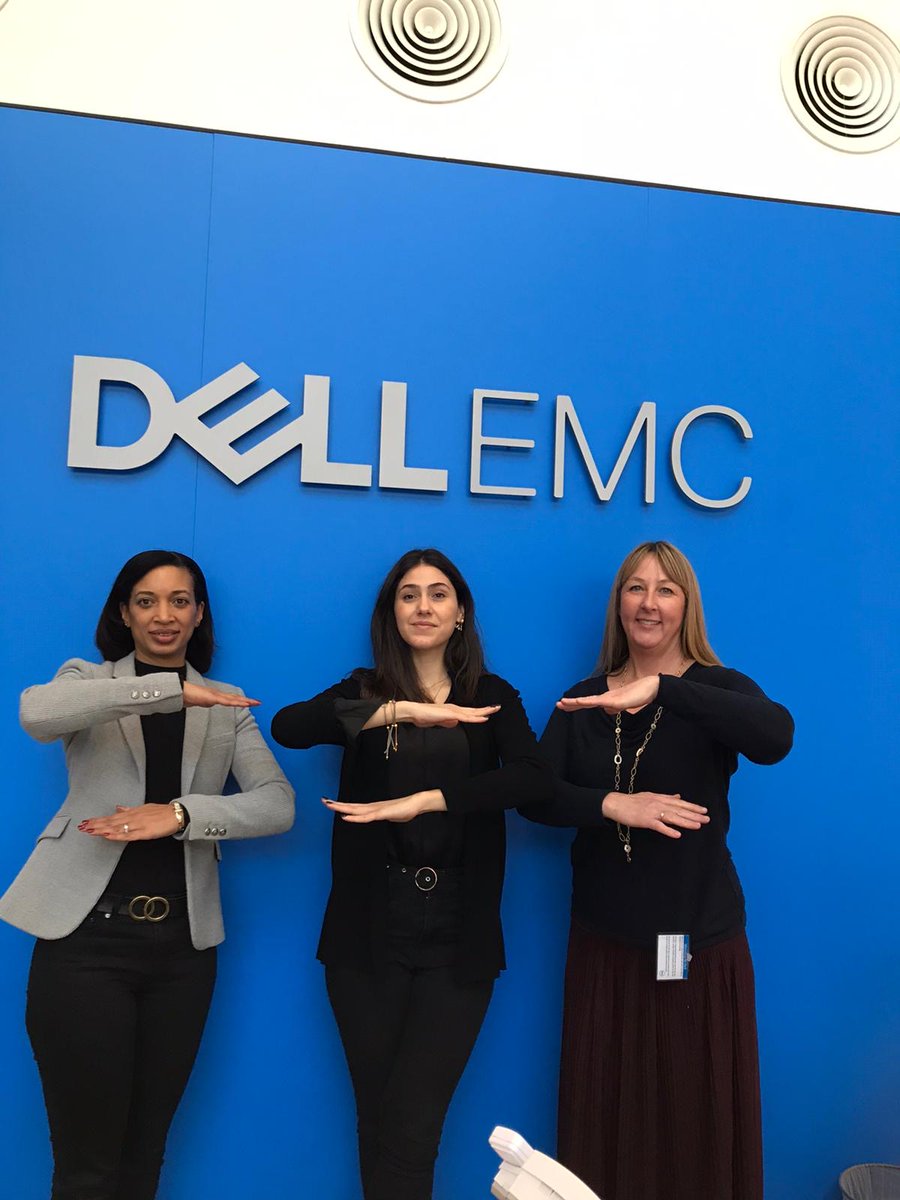 AfCInspireIT's tweet photo. We had an incredible week with @DellTechUK ! On Tuesday we held a very successful Dell's Kitchen- our young people loved serving food to @DellTechUK colleagues and received excellent feedback! And yesterday we celebrated #IWD2020 together- pledging to do more for equal rights! https://t.co/QH7LkcRr9e