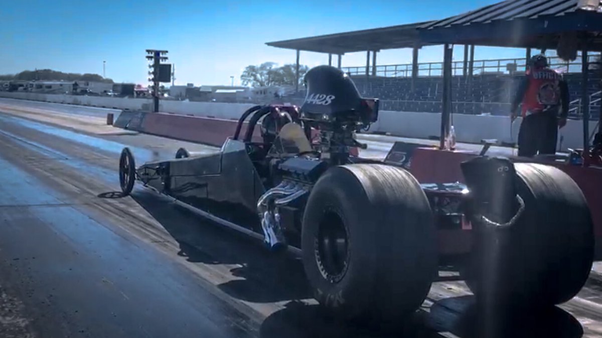 John4x28's tweet photo. #supercomp #dragster #racecar #nhra #jclmotorsports #teamMT https://t.co/XZiX3DQXb8