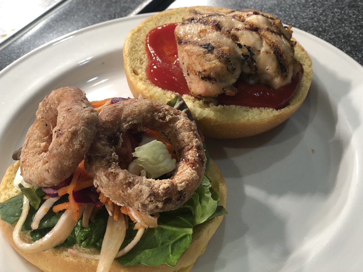 StSwithunsFood's tweet photo. Build a burger night this evening, with a choice of beef burgers, chicken fillets, bean burgers 🍔, onion rings and lovely brioche buns! Here’s one we made ourselves! @ChartwellsInd @juliebibby7 @StSwithunsGirls @StSwithunsLetts @SamJHiscock https://t.co/uUjMQSepKR