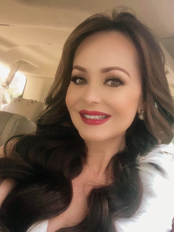 gabyspanic's tweet photo. Mis Ángeles😇 ¡Que nuestro día sea lleno de alegría y muchas bendiciones! 
El cupón GABYSPANICNOBRASIL2020 para Convivencia do Pijama solo es válido hasta hoy. 
Los Amo a Tiempo 💕
Totallll 😘
https://t.co/61pCVdF2tv https://t.co/OjUs3C20A0