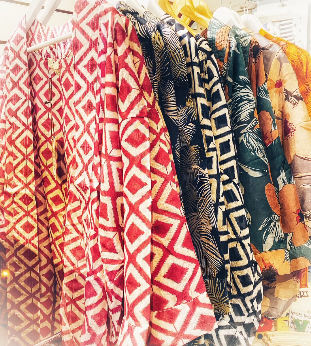 ClarencesShop's tweet photo. New summer jackets #fashion #wottonhighstreet https://t.co/TtMO3EQV1j