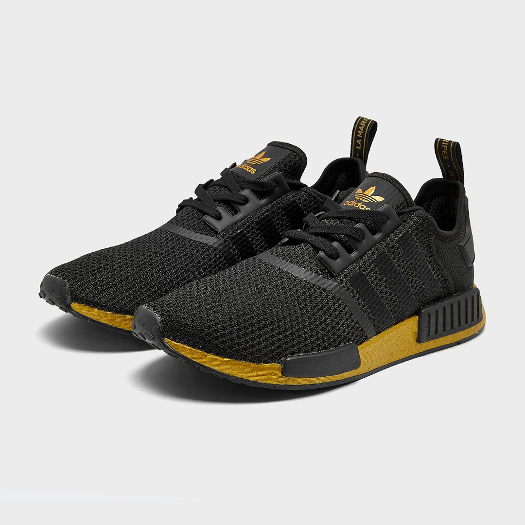adidasalerts's tweet photo. Now available on @FinishLine.
adidas NMD_R1 Gold Boost.
Use code 10GREEN for $10 off.
—> https://t.co/GwNSUTP84j #ad https://t.co/JJYMudvRvT