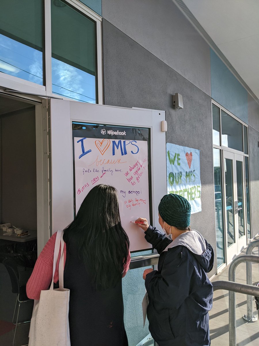 MathwithMsLewin's tweet photo. Thank you to all of our @MagnoliaSchools family for participating in our morning activities and sharing your voice. Shout out to @Wipebook for providing us with a sustainable option for our teachers and staff to share that voice! #MagnoliaWay #MagnoliaScalesUp https://t.co/EEp2tmN8aC