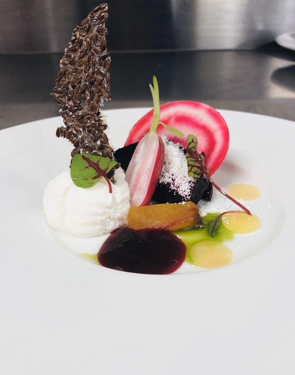 TheSilverPlate_'s tweet photo. Fantastic evening last night for our @msksheffcol gourmet dinner. Brilliant food created by @unwinlen and his L3 students. Our @greeneking_official betec students provided outstanding service all lead by our manager for the evening Keeley. #msk #greeneking #sheffcol #students https://t.co/vZxEaQSPrW
