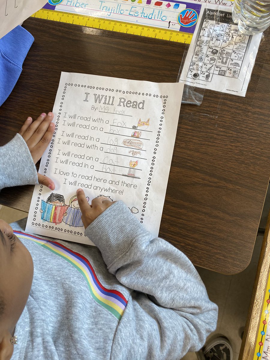 OESReading's tweet image. Reading our Seuss poems with our buddy classrooms! @OdentonESAACPS @AacpSeril