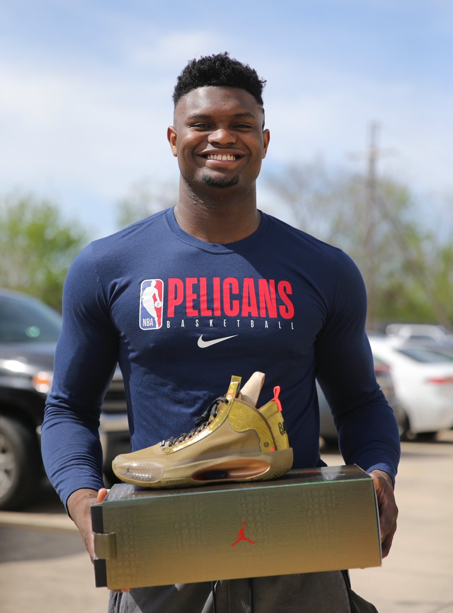 New Orleans Pelicans Zionwilliamson Hooked His Teammates Up With Air Jordan Xxxiv Bayou Boys Kicks Today T Co F1mj0netoq T Co Atyzq9dvh0 New Orleans Pelicans Zionwilliamson Hooked His Teammates Up With Air Jordan Xxxiv Bayou Boys Kicks Today T Co F1mj0netoq T Co Atyzq9dvh0