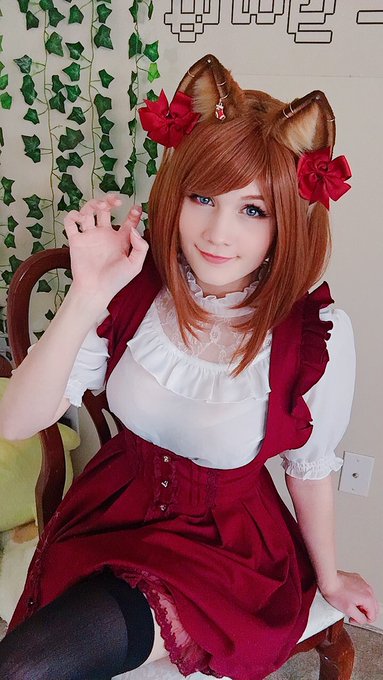 Here have the rest of my catgirl cosplay set 😂 I&rsquo;m too lazy to individually post them each day so this<a href="/tag/tshirtchallenge"class="tags"><span>#tshirtchallenge</span></a><a href="/tag/secretpowerchallenge"class="tags"><span>#secretpowerchallenge</span></a>