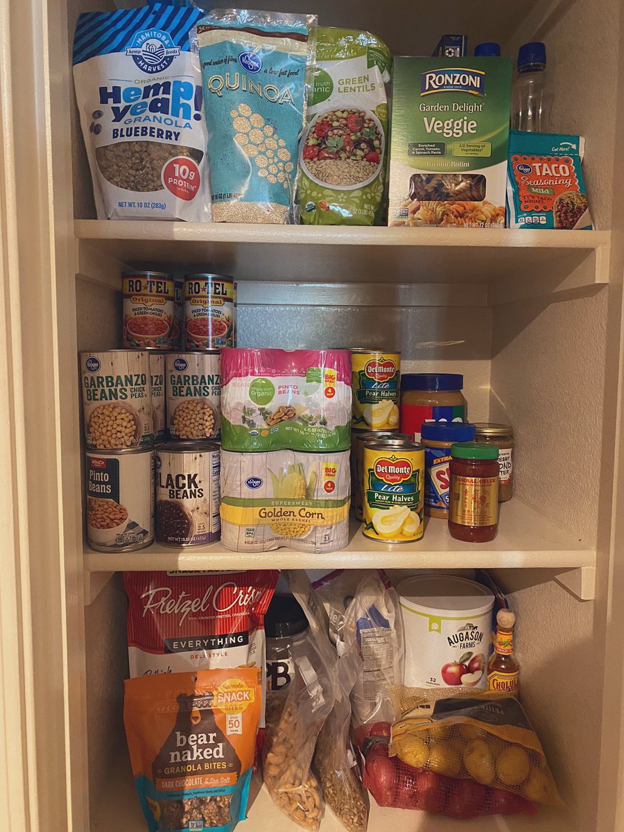 fluffythots's tweet image. ✨🍓🥦 grocery haul 🍋🥑✨