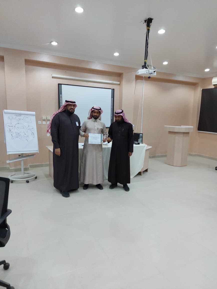 ETSQ1's tweet photo. التدريب التربوي يختتم الأسبوع الأول من مبادرة مشروع الكفايات التخصصية للمعلمين بالتعاون مع قسم الاشراف التربوي كجهة مساندةوقداستهدف معلمي المرحلة الابتدائية، وتستكمل برامج المشروع الأسبوع القادم بمشيئة الله للمرحلتين الم��وسطة والثانوية.@guriatedu_gov @niepd_edu @DR_M_Althobait https://t.co/3bAkC3GLHW