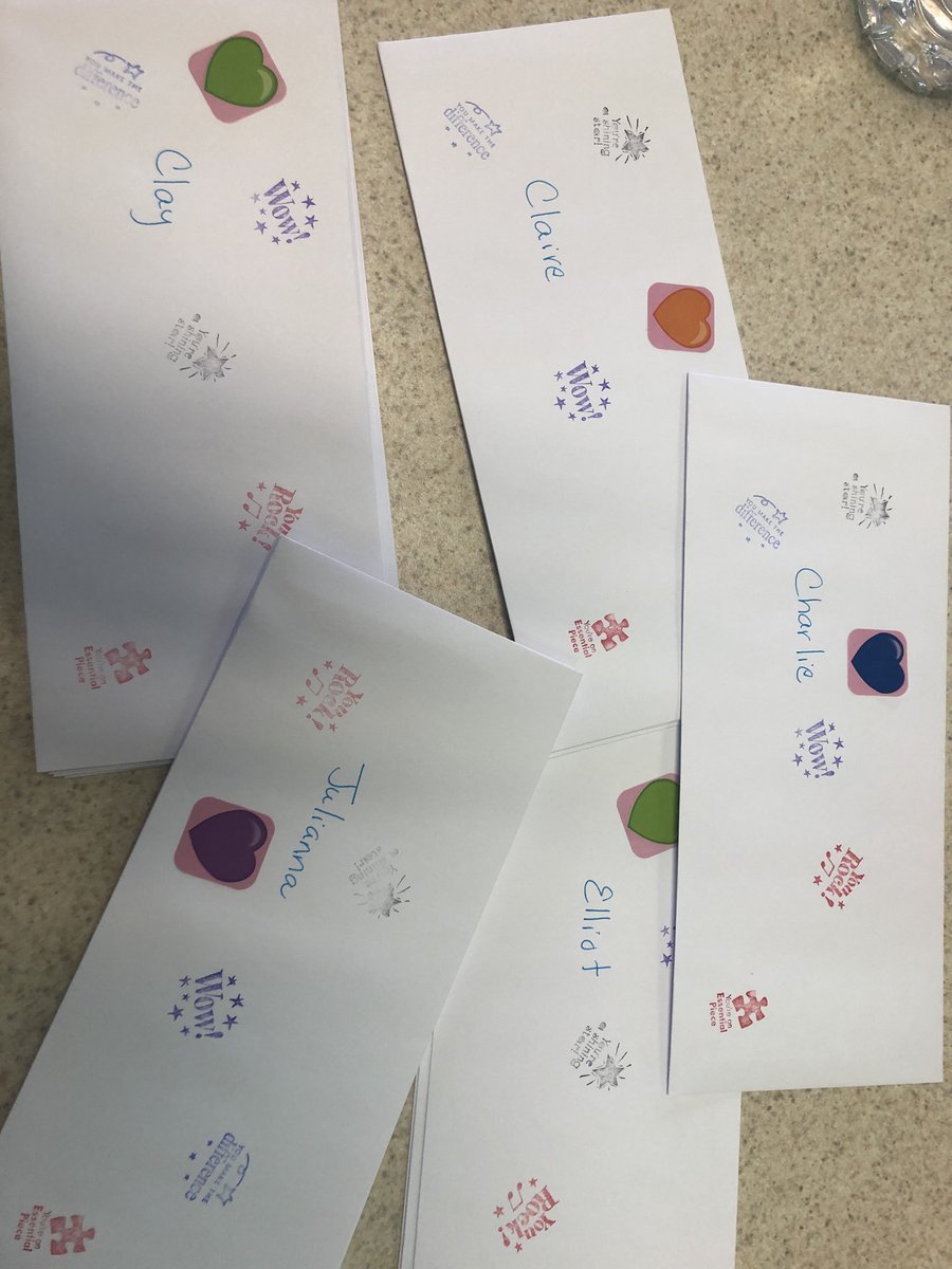 napper2hamel's tweet photo. Decorating envelopes to write our students notes of encouragement from their teachers and parents!!!#SESational https://t.co/iVKBrYWClL