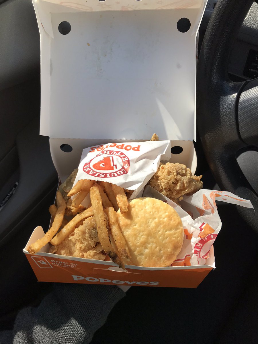 BuchananAlissa's tweet photo. I ordered a chicken sandwich with onion rings and this is what I got. 

@ChickfilA would never. https://t.co/XXeJ3wdOzi