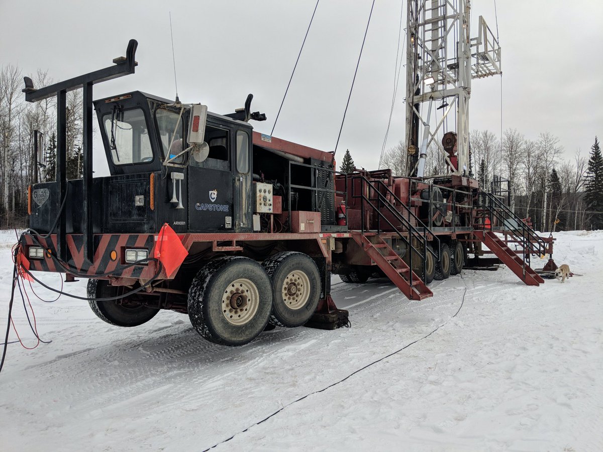 CapstoneCanada's tweet photo. Rig 1 standing proud on location, getting ready to utilize our onboard wireline capabilities this weekend.  #CapstoneRig1 #ElineCapable #ServiceRig https://t.co/374t1sNJAV