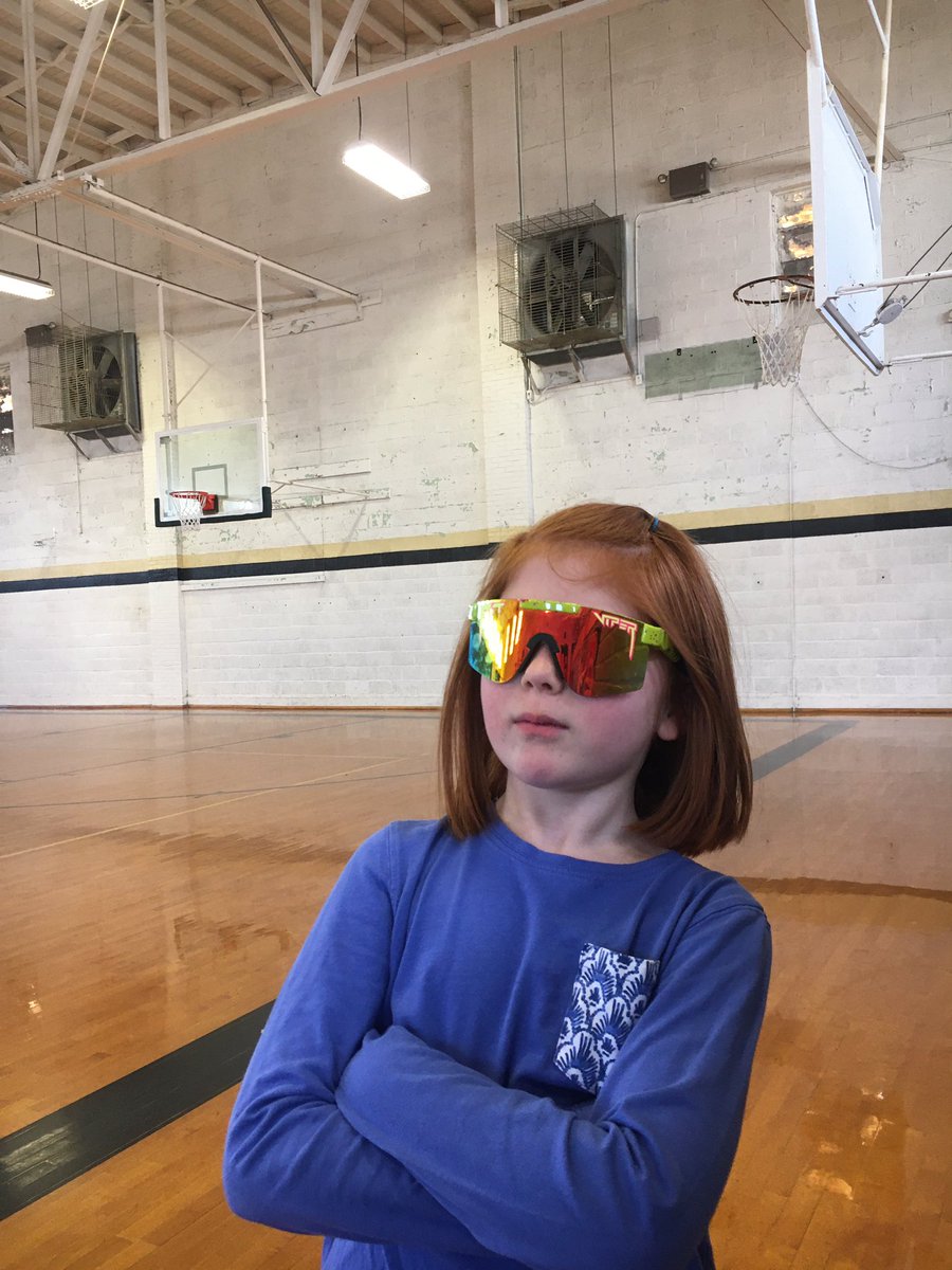 pe_ave's tweet photo. Futures MIGHTY bright at sunset ave!!!  Happy Friday. https://t.co/IRkjMuOMrF