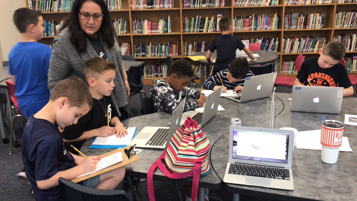 Learning more about STEM activities and national disasters <a href="/NOAA/">NOAA</a> <a href="/baas_stars/">Jessica Baas</a> #walstars <a href="/CindiBolton/">Cindi Bolton</a>