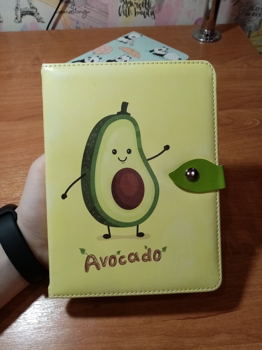 Даже не пытайтесь меня переубедить, что у Хастура не такой блокнот 🥑
#GoodOmens #БлагиеЗнамения #Хастур
