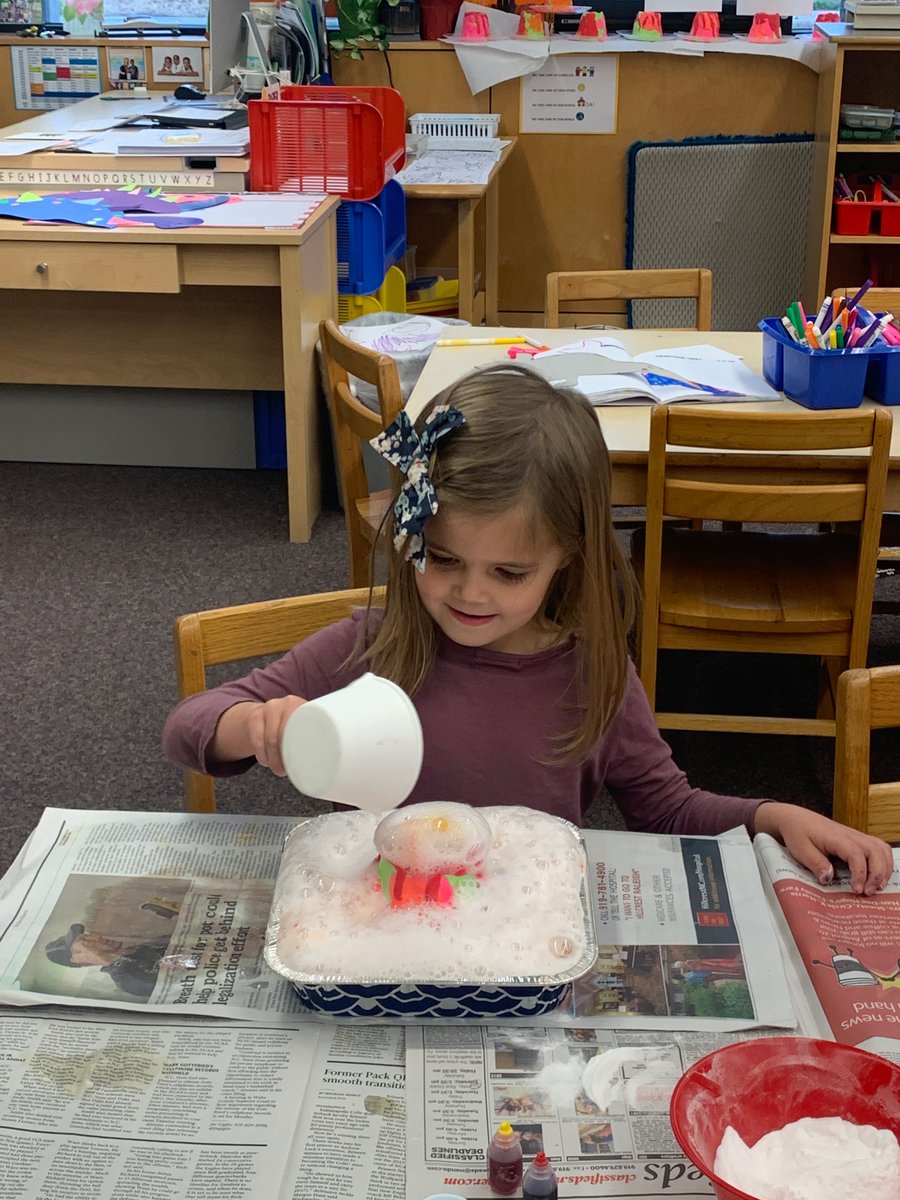 DAPreschool's tweet photo. Our @DAPreschool PreK classes are proud paleontologists!  Check it out! https://t.co/ycyp7EGG4q