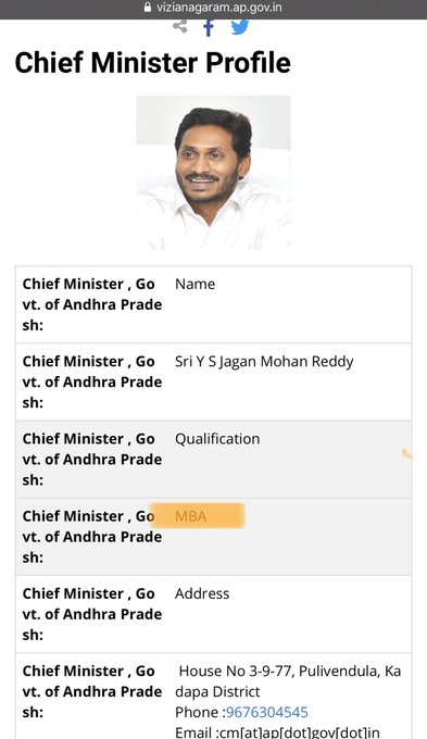 EScddITVAAA2zer?format=jpg&name=small