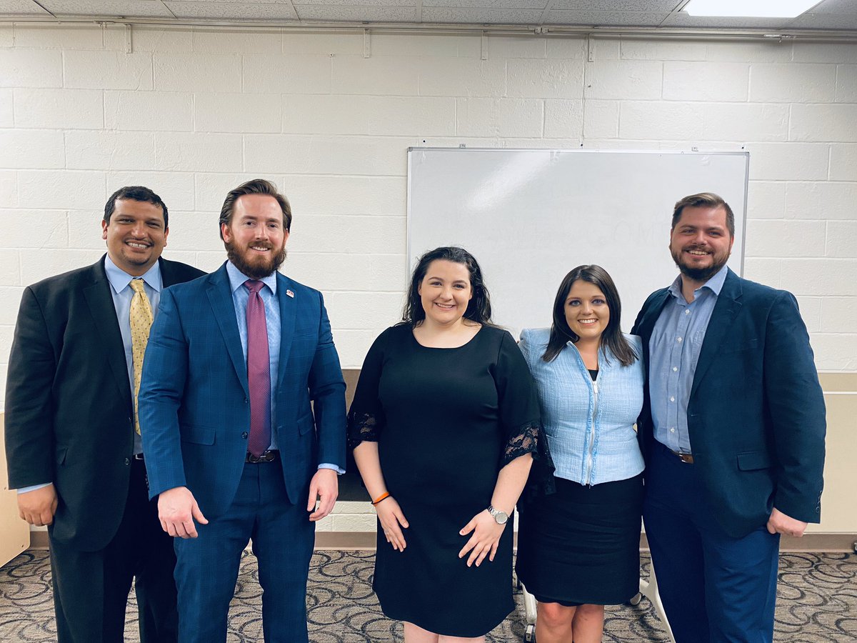 Evan Young tweet media