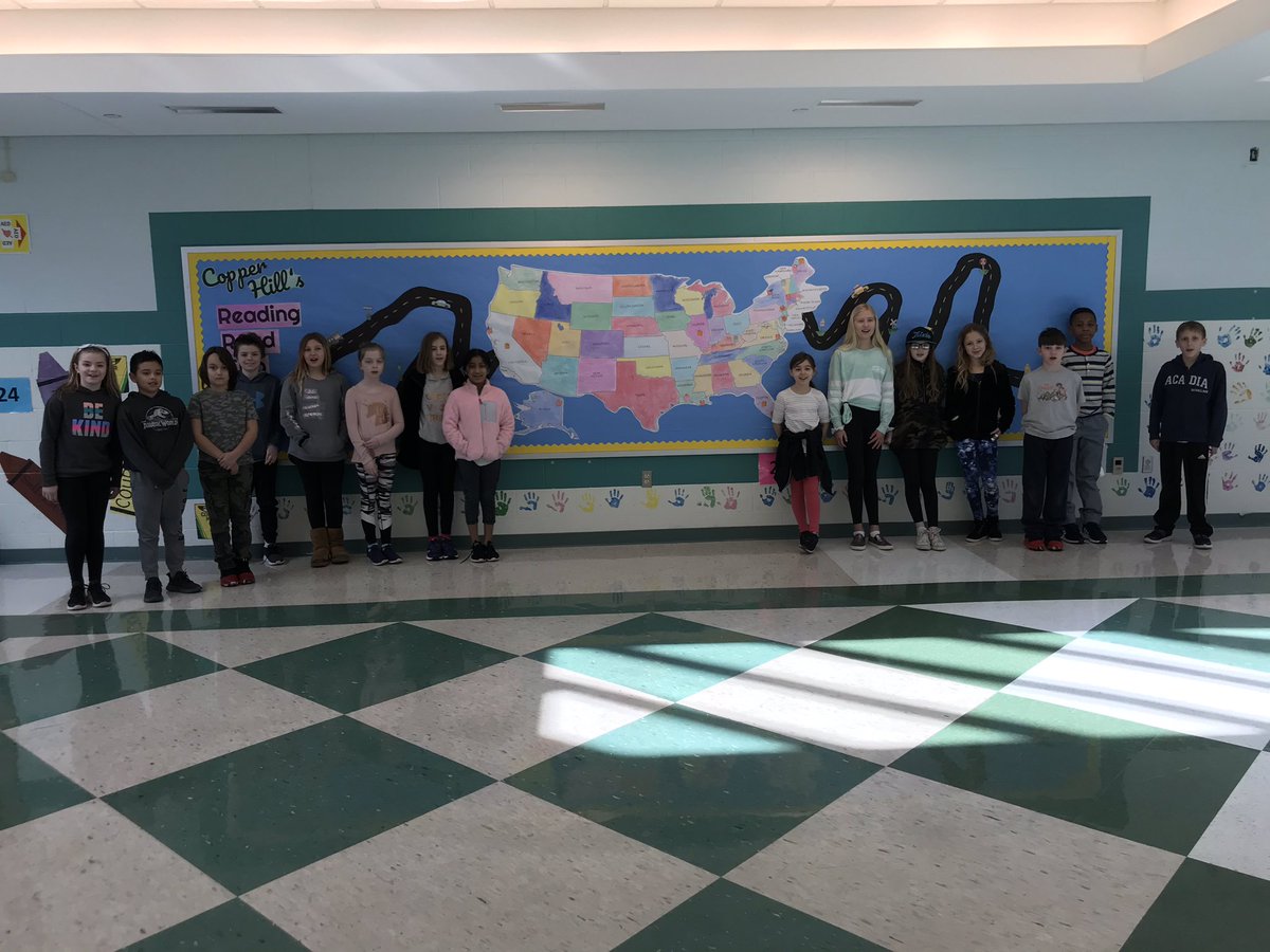 MrsVeneziano53's tweet photo. We are so excited to read across America! We plan on reading books from the states and regions we are learning about in S.S. πΎπ#CHreads #CHreadsacrossamerica #CHreadingroadtrip @MrBirdCH @MrsLarca @CopperHillES https://t.co/F21nje19I1