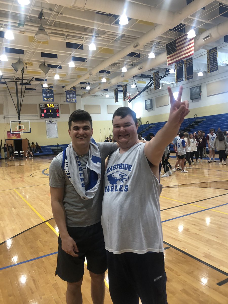 eastsidefbsc's tweet image. Special Olympic Basketball! Eastside v. Woodmont #ProjectUnify