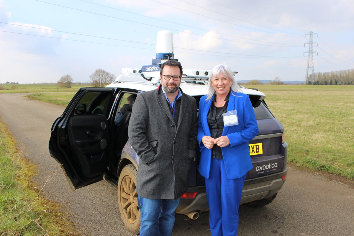 Oxa_UA's tweet image. A great start to British Science Week was taking the new UK Science Minister, @ASollowayUK, autonomous off-roading to show her just what our Universal Autonomy software can do for the UK.

@beisgovuk #BSW20 #AutonomousVehicles #tech #Science