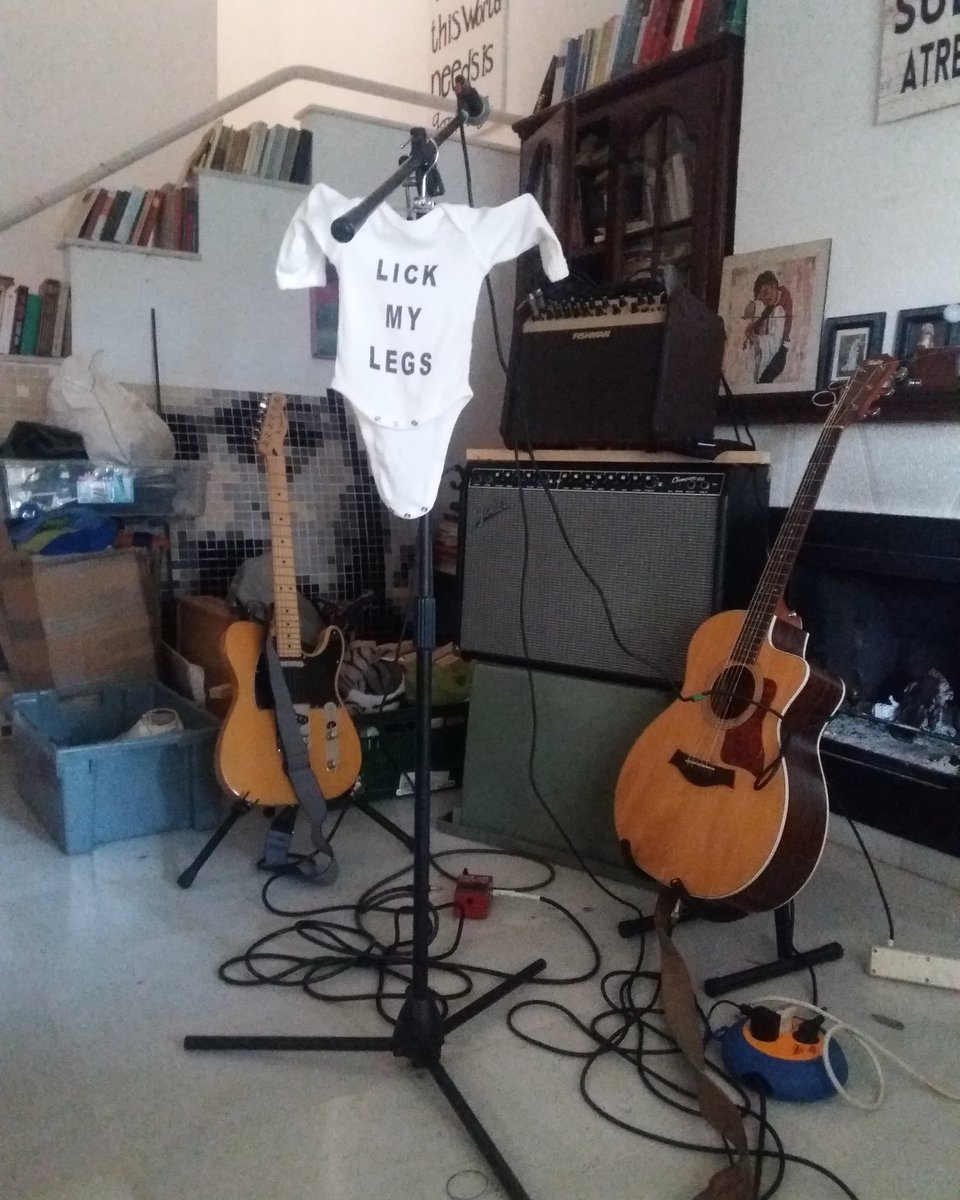 theoldest78's tweet photo. 🗣 Un, dos, tres y ensayo general que lo de mañana bien merece darlo todo y más. https://t.co/CMsisAVpmM