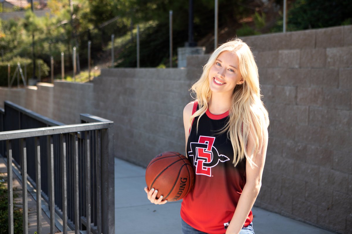 SportswearU's tweet photo. SDSU faces off against Boise State tonight! 🏀 The Aztecs won both of their two previous matchups with the Broncos, and they’ll be looking for another win after defeating Air Force 73-60 on Thursday.💪 #GoAztecs #Aztec4Life https://t.co/MZ3Ufqerp3