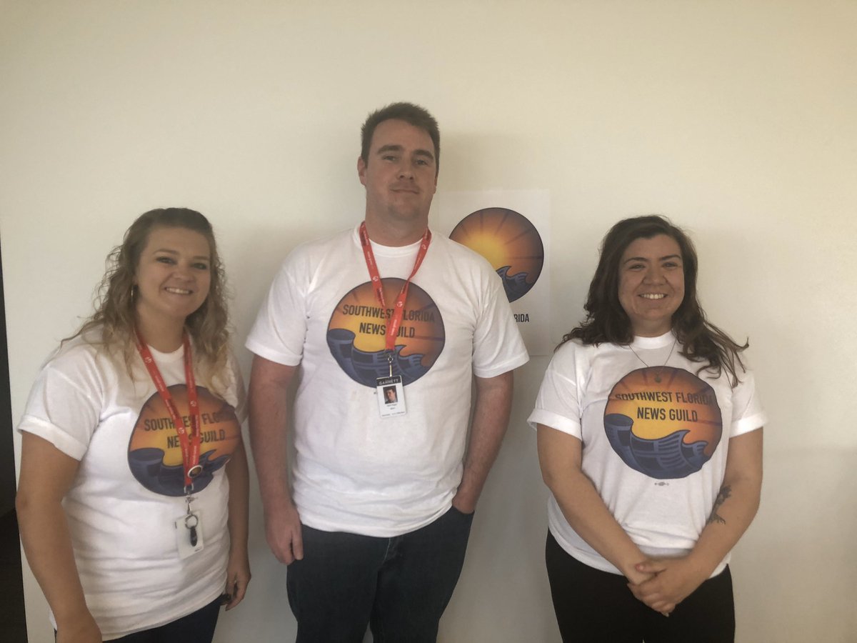 sabasile's tweet photo. It's t-shirt day at the @swflnewsguild!
@newsguild @CWAUnion
#SWFLstronger #KeepJournalismLocal #KeepTheLightOn. https://t.co/OFPCOcmQu0