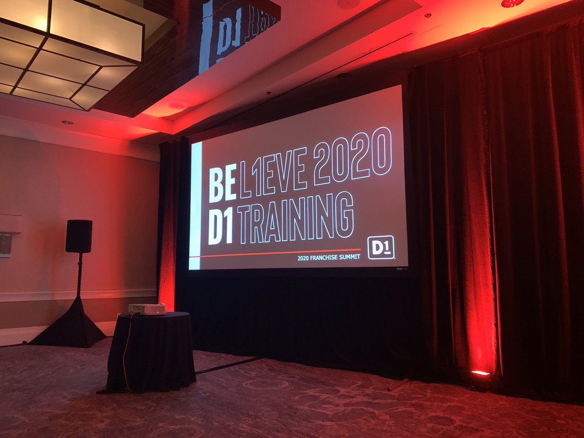 CoachClarkeWAT's tweet photo. Itโs about game time here at the D1 Summit 2020! #D1Difference #WAT https://t.co/dc8iNNPnIE